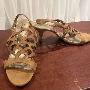 Tan DEXTER Suede SlingBack Heels, size 8.5